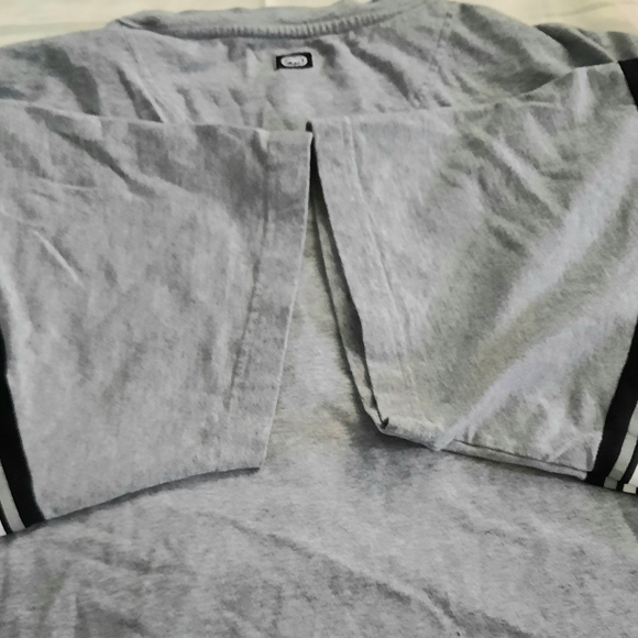 ECKO Unltd. World Famous Company T- Shirt, Gray-Size 2XL - Picture 3 of 12